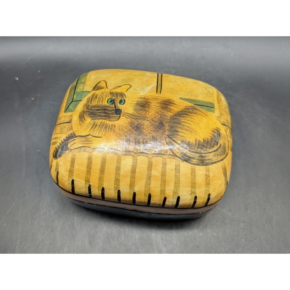 Vintage Saras Imports Hand Painted Papier‎ Mache Cat Trinket Box India Folk Art